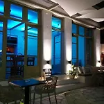 Akro 3*